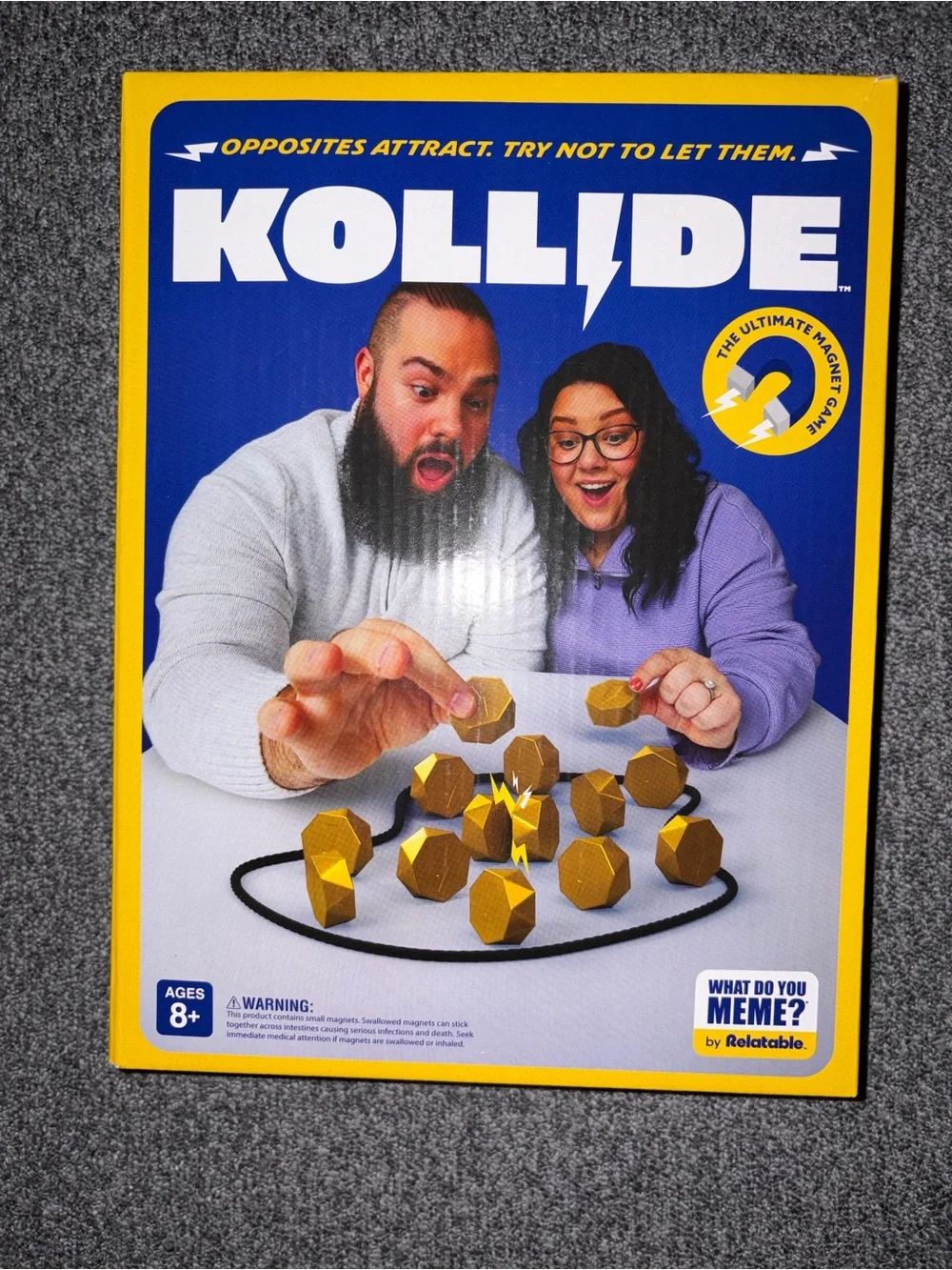 What Do You Meme? “Kollide” Magnetic Attraction Strategy Game (Family) - New